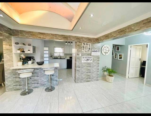 4 BEDROOM HOUSE FOR SALE IN BRACKENDOWNS
